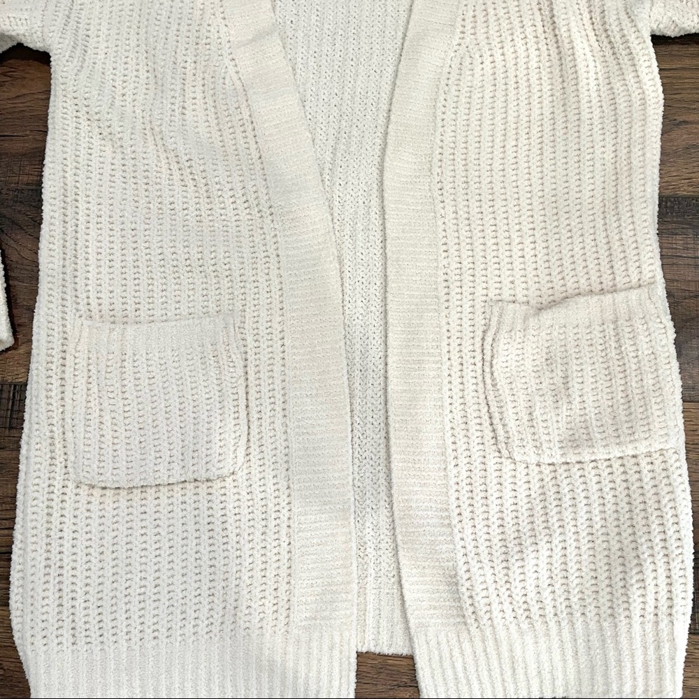 LoveTree Cardigan - Picture 2 of 4